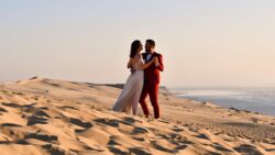 Photographe Couple Bordeaux - Séance Dune du Pyla Photographe de mariage - Sarah Cruchet - scphotographiebordeaux