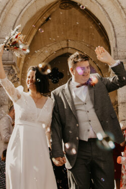 Photographie de mariage - sortie d'église Photographe de mariage - Sarah Cruchet - scphotographiebordeaux